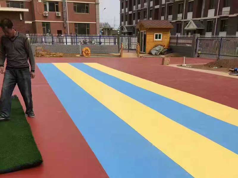 内蒙古呼和浩特市幼儿园室外午夜福利一区 内蒙古呼和浩特市幼儿园室外午夜福利一区