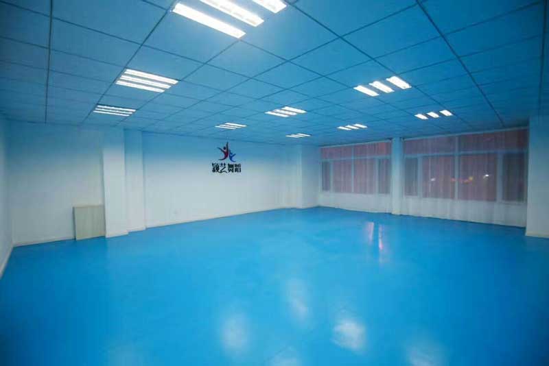 密实型塑胶午夜福利一区与发泡型塑胶午夜福利一区的差别